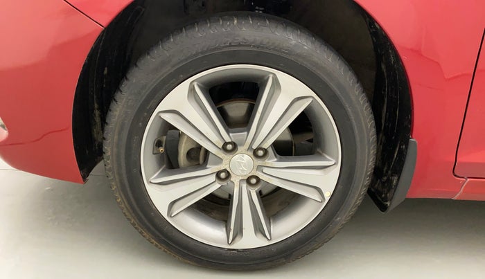 2018 Hyundai Verna 1.6 VTVT SX, Petrol, Manual, 52,146 km, Left Front Wheel