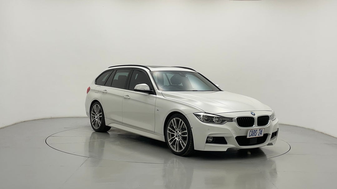 Right Front Diagonal (45- Degree) View