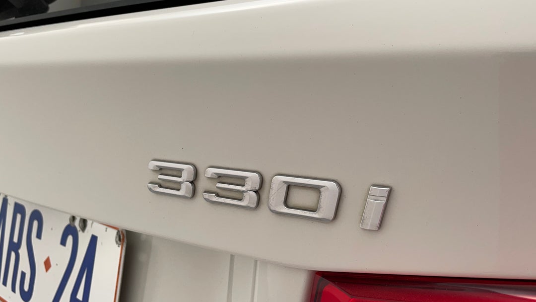 Badge (Boot Right Side)