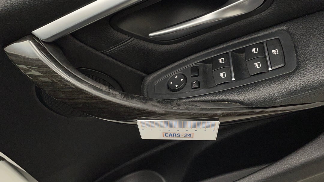 Door Interior Front RHS Wear