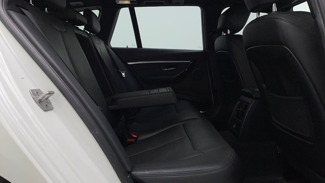 Right Side Rear Door Cabin View