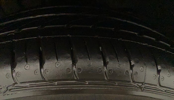 2019 Tata TIGOR XZ PLUS PETROL, Petrol, Manual, 87,229 km, Left Front Tyre Tread