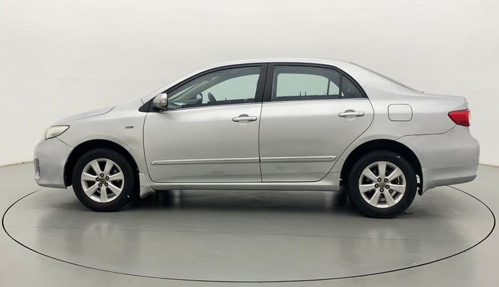 2012 Toyota Corolla Altis G, Petrol, Manual, 88,098 km, Left Side