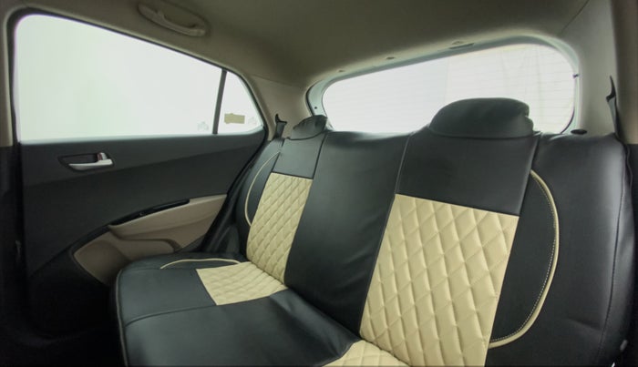 2018 Hyundai Grand i10 SPORTZ 1.2 KAPPA VTVT, Petrol, Manual, 55,531 km, Right Side Rear Door Cabin