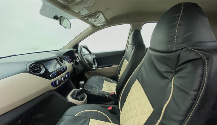 2018 Hyundai Grand i10 SPORTZ 1.2 KAPPA VTVT, Petrol, Manual, 55,531 km, Right Side Front Door Cabin