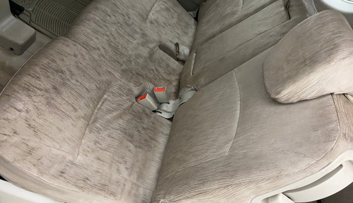 2012 Maruti Ertiga VDI, Diesel, Manual, 1,10,723 km, Second-row left seat - Cover slightly stained