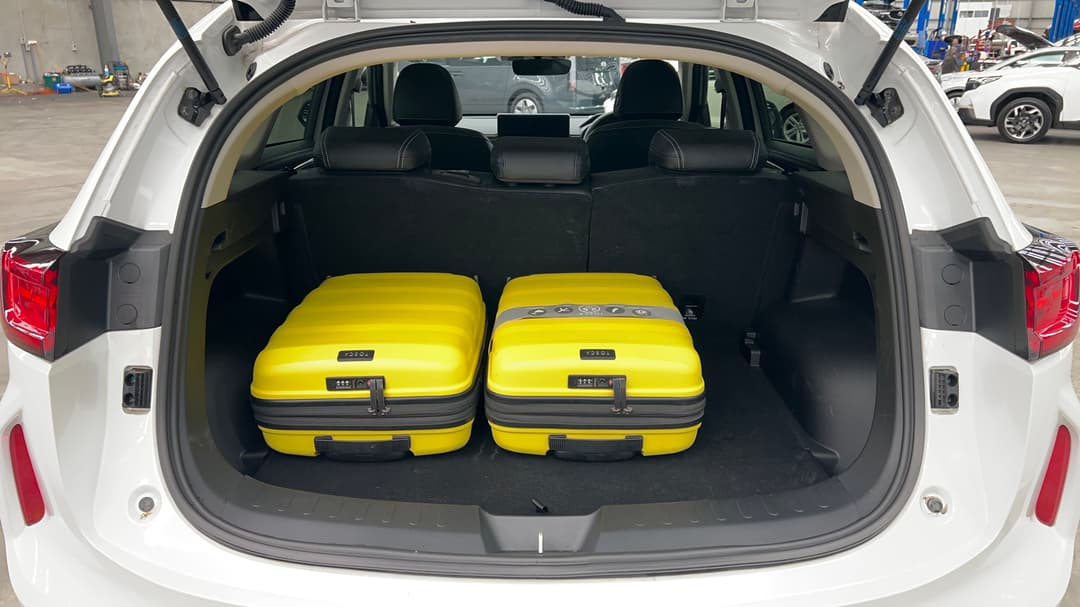 2025 GWM Haval Jolion Ultra, Automatic, 19617 km, Boot Inside View with Luggage