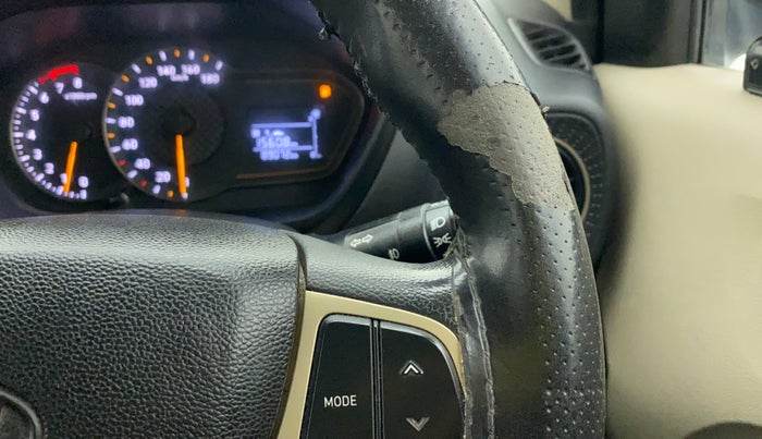 2019 Hyundai NEW SANTRO SPORTZ CNG, CNG, Manual, 89,489 km, Steering wheel - Steering cover is minor torn