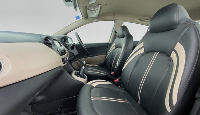 2018 Hyundai Grand i10 SPORTZ 1.2 KAPPA VTVT, Petrol, Manual, 36,890 km, Right Side Front Door Cabin