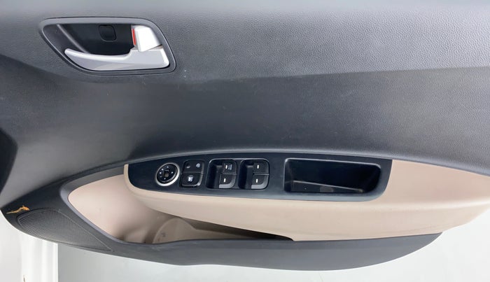 2018 Hyundai Grand i10 SPORTZ 1.2 KAPPA VTVT, Petrol, Manual, 36,890 km, Driver Side Door Panels Control