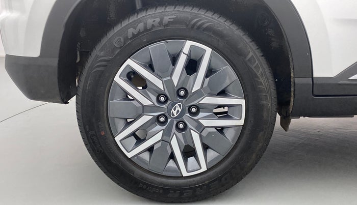 2022 Hyundai VENUE SX 1.0 TURBO, Petrol, Manual, 12,099 km, Right Rear Wheel