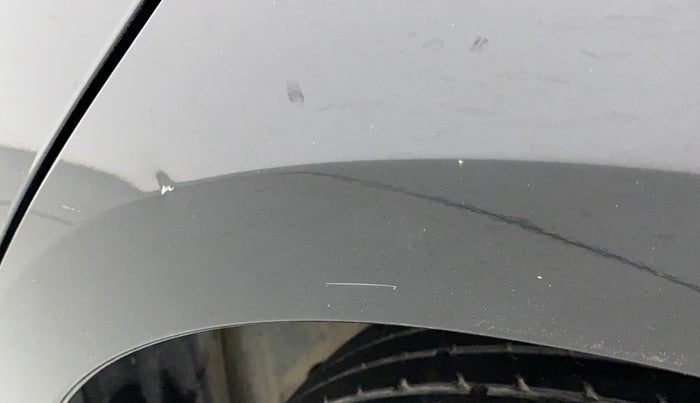 2016 Maruti Ciaz ZXI+ AT, Petrol, Automatic, 59,254 km, Left quarter panel - Minor scratches