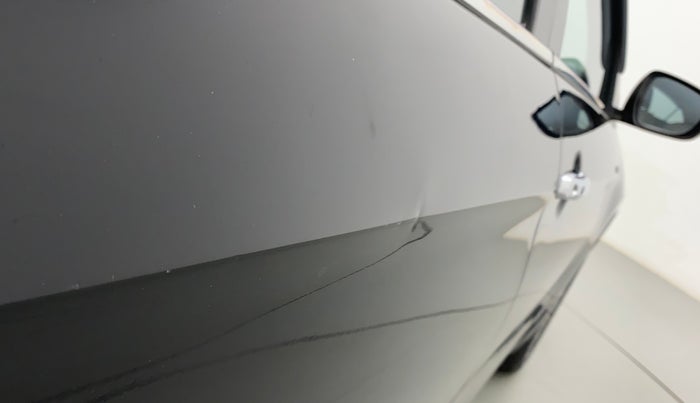 2016 Maruti Ciaz ZXI+ AT, Petrol, Automatic, 59,254 km, Right rear door - Slightly dented