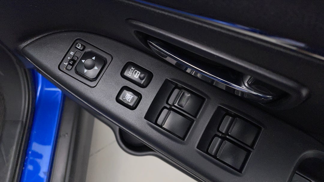2017 Mitsubishi ASX Ls (2wd), Manual, 84423 km, Drivers Side Door Panel Controls