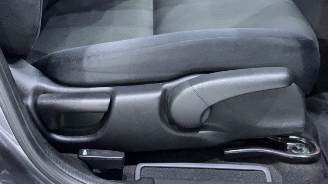 2017 Honda City Vti, Automatic, 58447 km, Drivers Side Adjustment Panel