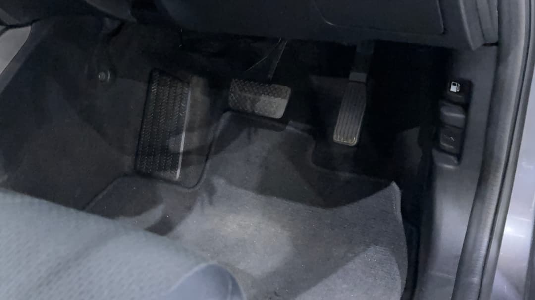 2017 Honda City Vti, Automatic, 58447 km, Pedals and Footmat