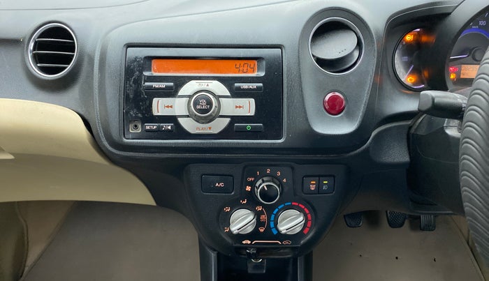 2015 Honda Brio VX MT, Petrol, Manual, 82,956 km, Air Conditioner