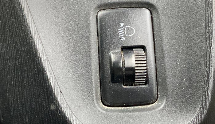 2015 Honda Brio VX MT, Petrol, Manual, 82,956 km, Dashboard - Headlight height adjustment not working