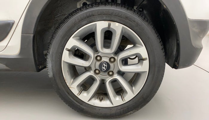2015 Hyundai i20 Active 1.2 S, Petrol, Manual, 69,077 km, Left Rear Wheel