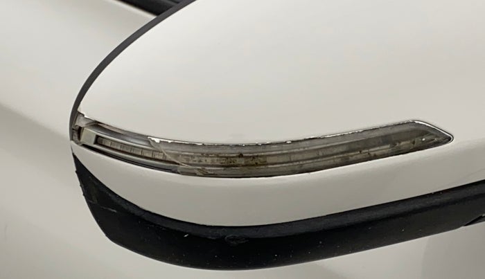 2015 Hyundai i20 Active 1.2 S, Petrol, Manual, 69,077 km, Right rear-view mirror - Indicator light has minor damage