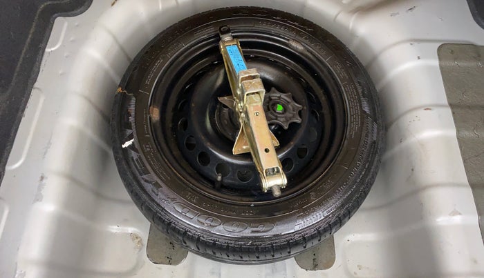 2015 Hyundai Xcent S 1.2, Petrol, Manual, 76,989 km, Spare Tyre