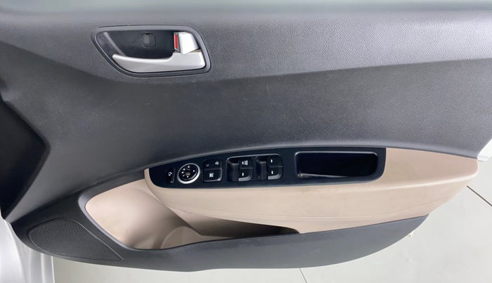 2015 Hyundai Xcent S 1.2, Petrol, Manual, 76,989 km, Driver Side Door Panels Control