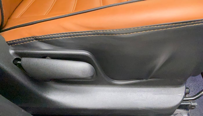 2014 Maruti Swift VDI, Diesel, Manual, 82,800 km, Driver Side Adjustment Panel