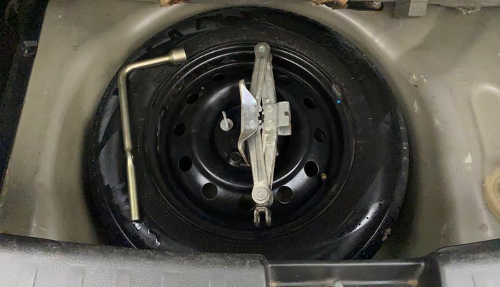 2014 Maruti Swift VDI, Diesel, Manual, 82,800 km, Spare Tyre