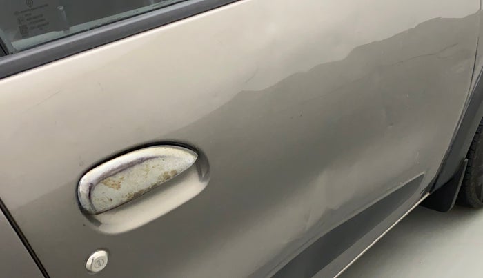 2016 Renault Kwid RXT 0.8, Petrol, Manual, 45,277 km, Driver-side door - Slightly dented