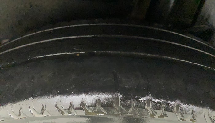 2019 Maruti Dzire VXI, Petrol, Manual, 48,864 km, Left Rear Tyre Tread