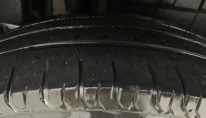 2019 Maruti Dzire VXI, Petrol, Manual, 48,864 km, Right Rear Tyre Tread