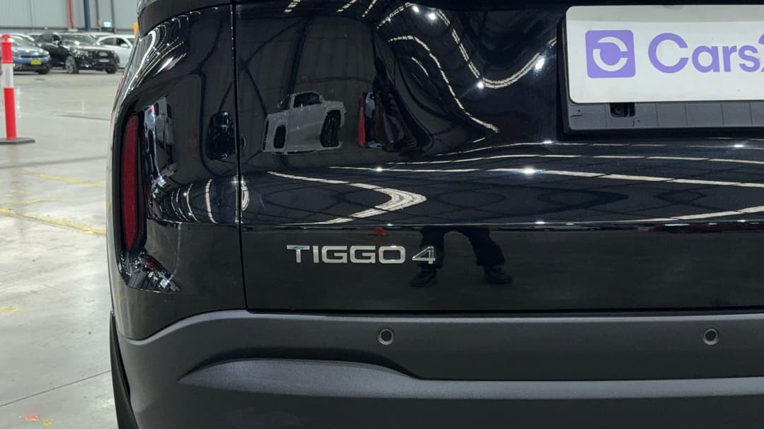 2025 Chery Tiggo 4 Ultimate Hev, Automatic, 15387 km, Badge (Boot Left Side)
