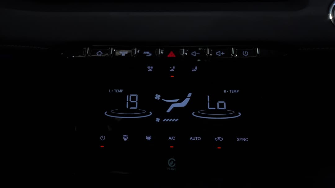 2025 Chery Tiggo 4 Ultimate Hev, Automatic, 15387 km, Utility Switches/Buttons