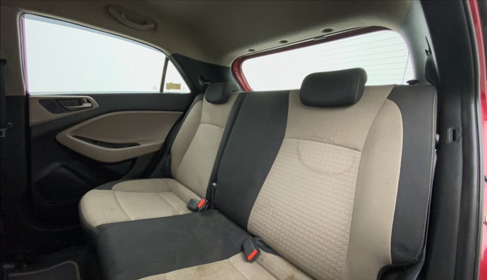 2017 Hyundai Elite i20 ASTA 1.2 (O), Petrol, Manual, 35,995 km, Right Side Rear Door Cabin