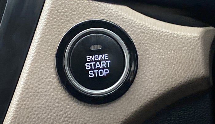 2017 Hyundai Elite i20 ASTA 1.2 (O), Petrol, Manual, 35,995 km, Keyless Start/ Stop Button