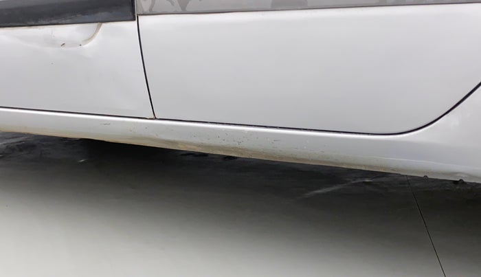 2011 Hyundai i10 MAGNA 1.2, Petrol, Manual, 60,372 km, Left running board - Slightly dented