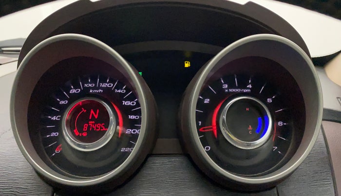 2014 Mahindra XUV500 W8, Diesel, Manual, 87,659 km, Odometer Image