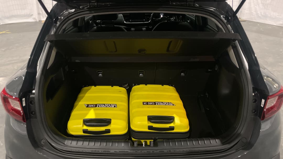 2021 Kia Stonic Gt-line, Automatic, 56858 km, Boot Inside View with Luggage