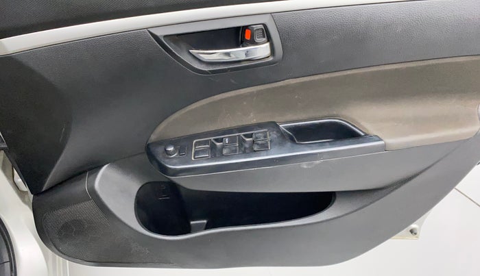 2016 Maruti Swift VXI, Petrol, Manual, 60,131 km, Driver Side Door Panels Control