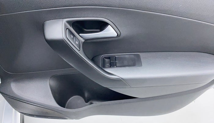 2020 Volkswagen Polo Trendline 1.0 L Petrol, Petrol, Manual, 40,617 km, Driver Side Door Panels Control