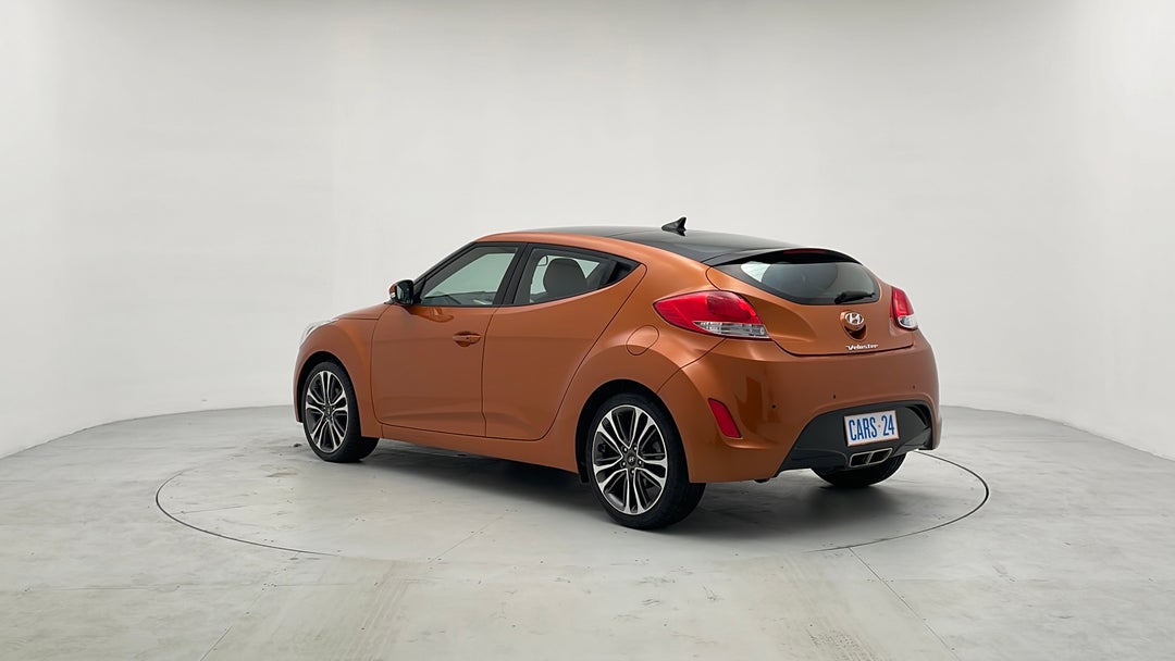 Left Back Diagonal (45- Degree) View