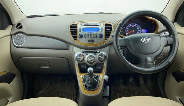 2011 Hyundai i10 SPORTZ 1.2 KAPPA2, CNG, Manual, 1,01,913 km, Dashboard