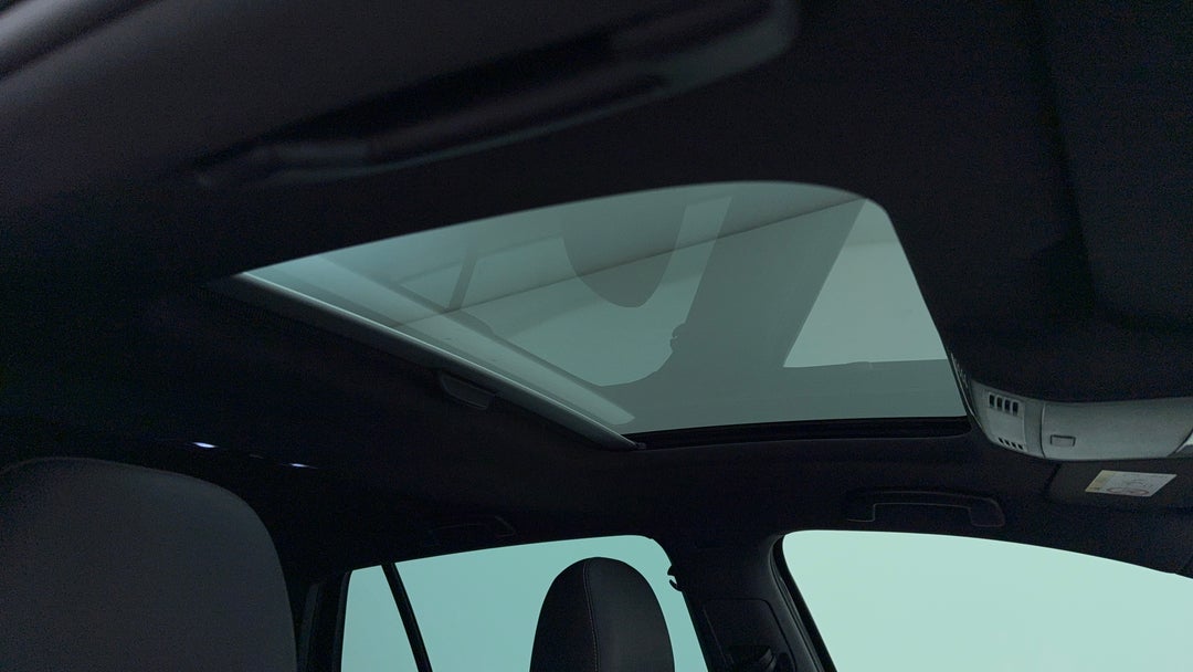 Interior Sunroof/Moonroof