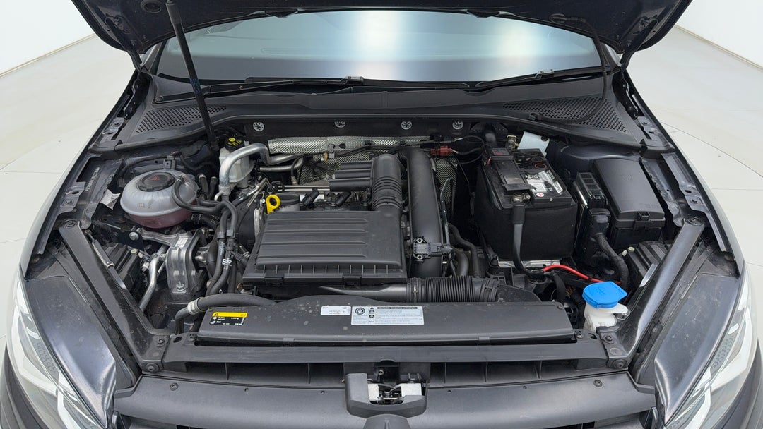 Open Bonnet (Engine)