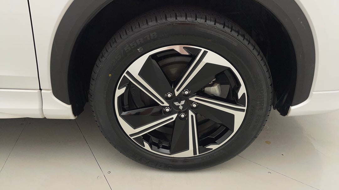 2021 Mitsubishi Eclipse Cross Aspire Phev (awd), Automatic, 43761 km, Right Front Wheel