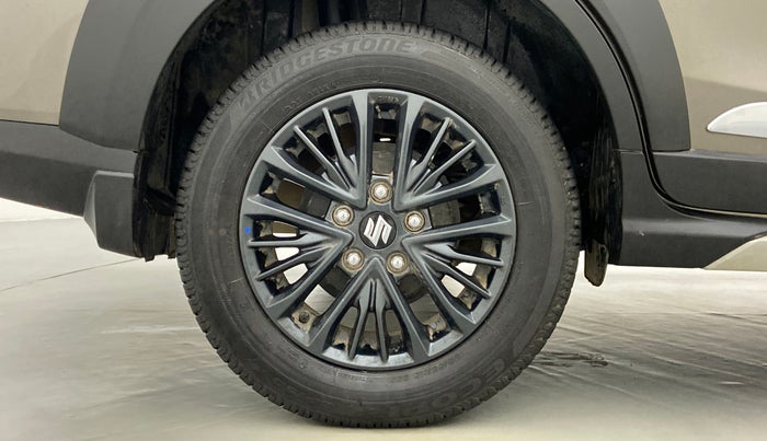 2020 Maruti XL6 ZETA AT SHVS, Petrol, Automatic, 8,520 km, Right Rear Wheel
