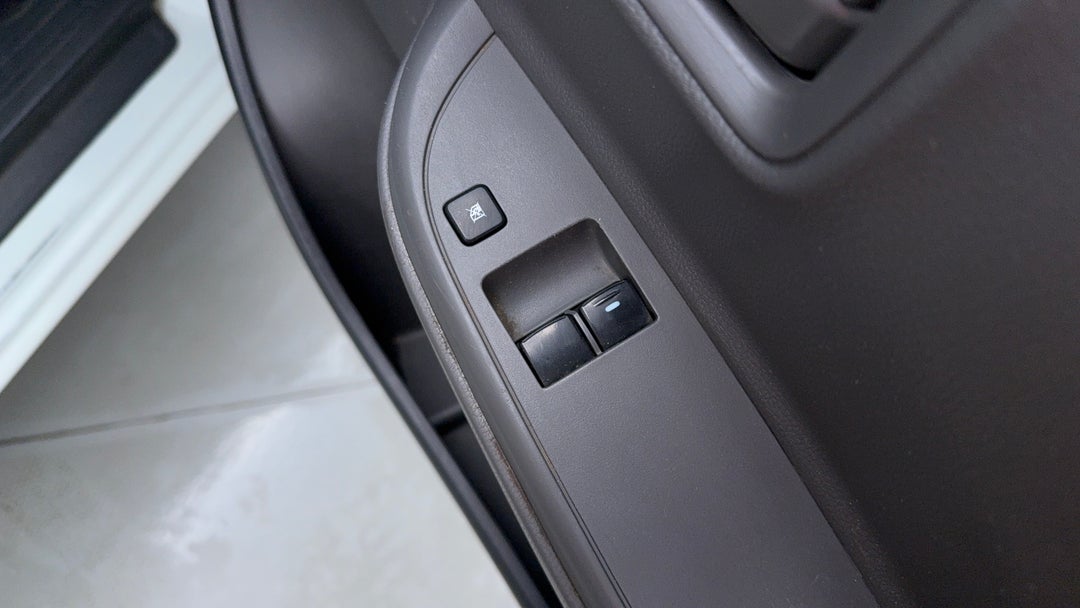 Drivers Side Door Panel Controls