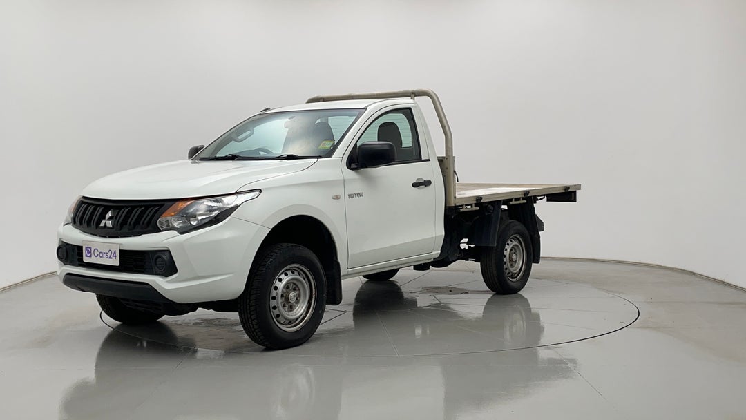 Left Front Diagonal (45- Degree) View