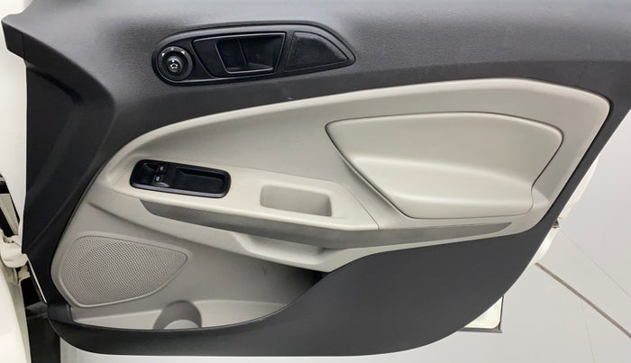 2016 Ford Ecosport AMBIENTE 1.5L DIESEL, Diesel, Manual, 76,166 km, Driver Side Door Panels Control