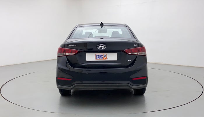 2018 Hyundai Verna 1.6 SX VTVT AT (O), Petrol, Automatic, 40,438 km, Back/Rear